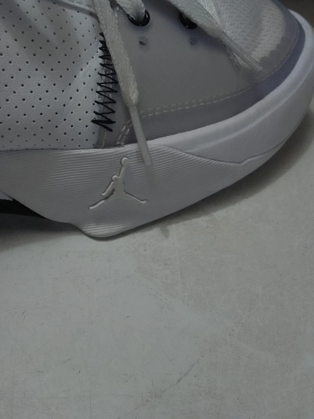 Jordan all white